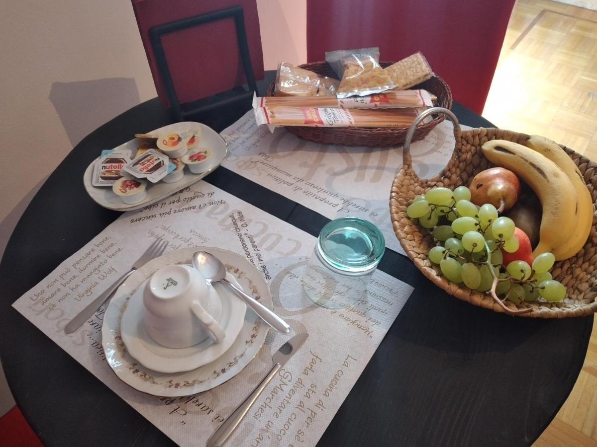 Giaveno Lo Scoiattolo Bed & Breakfast エクステリア 写真